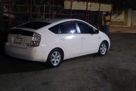 TOYOTA PRIUS 2011