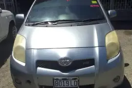 2005 Toyota Vitz RS