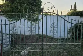 10 foot gate