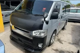 2013 Toyota Hiace