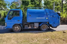 ISUZU MANUAL GARBAGE TRUCK