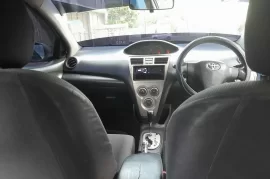 Toyota Yaris 2011