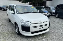 Toyota succeed 2017